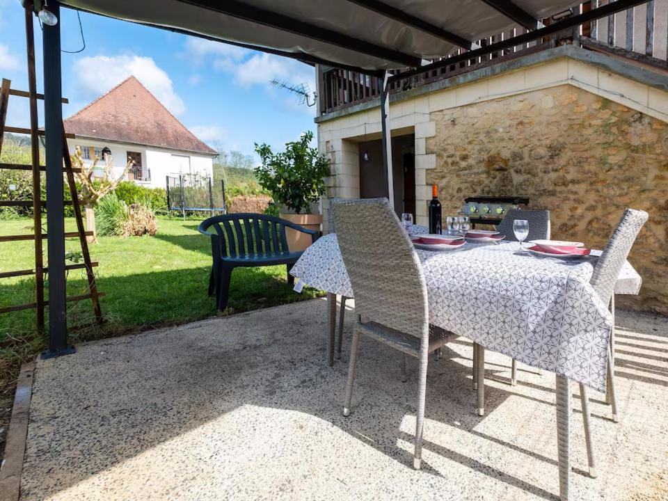 Gite De La Croix Saint-Leon-sur-Vezere Esterno foto